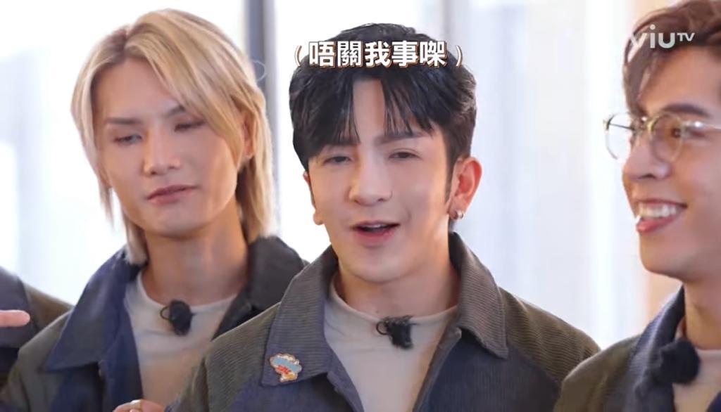 12子在《MIRROR Time》分成兩組下廚,Anson Lo西蘭花炒雞柳加蛋、防腐劑年糕,成為眾人笑點。