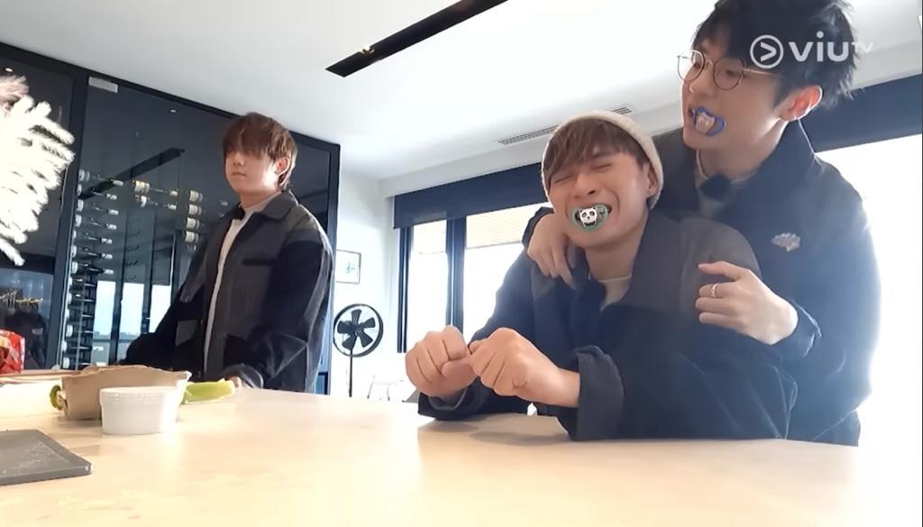 Ian被Anson Lo激到幾乎要動刀,Frankie成為他最共鳴的拍擋。