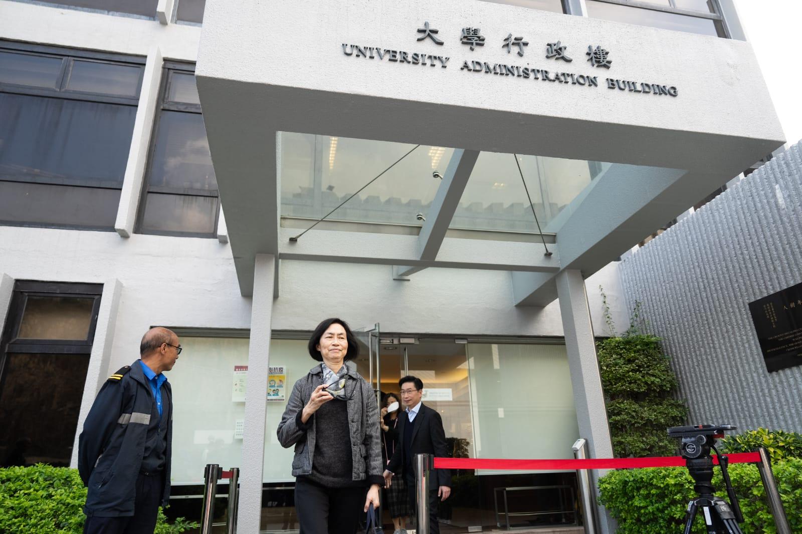 段崇智辭任中大校長,明年1月離職。