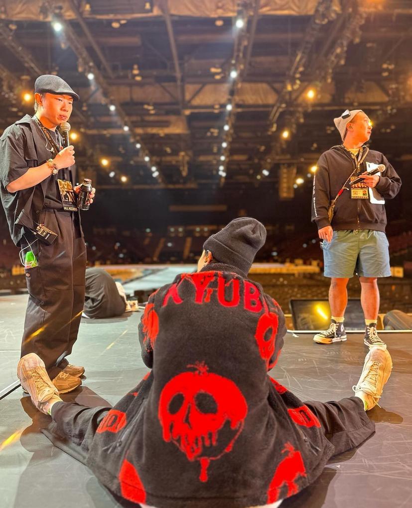 AK開騷前夕出po,約定fans頭場見。