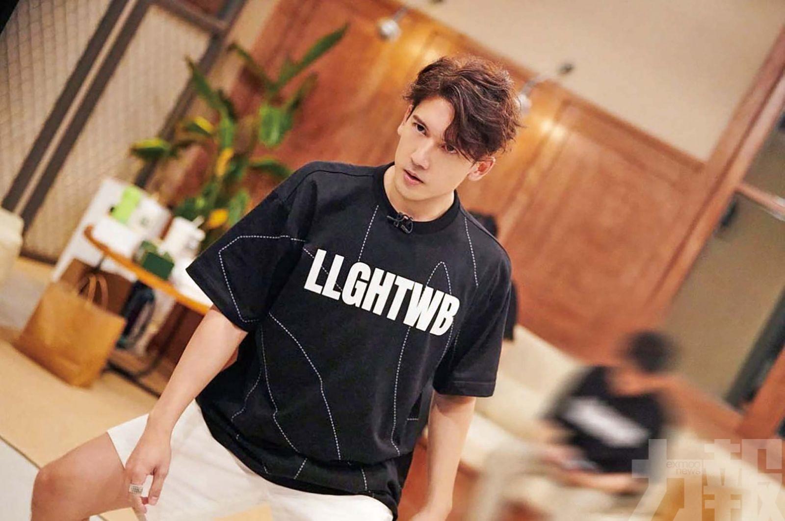 關智斌去年以香港藝人代表的身份參加內地節目《披荊斬棘3》。