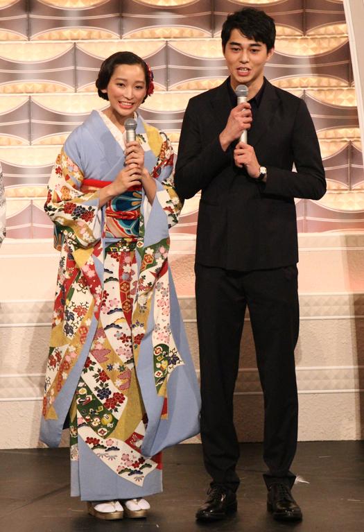 東出昌大於2020年爆出背妻偷食,繼而跟渡邊杏結束夫妻關係。