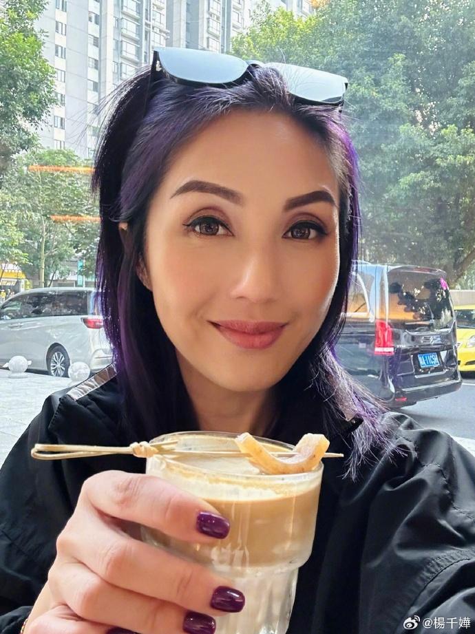 楊千嬅微博
