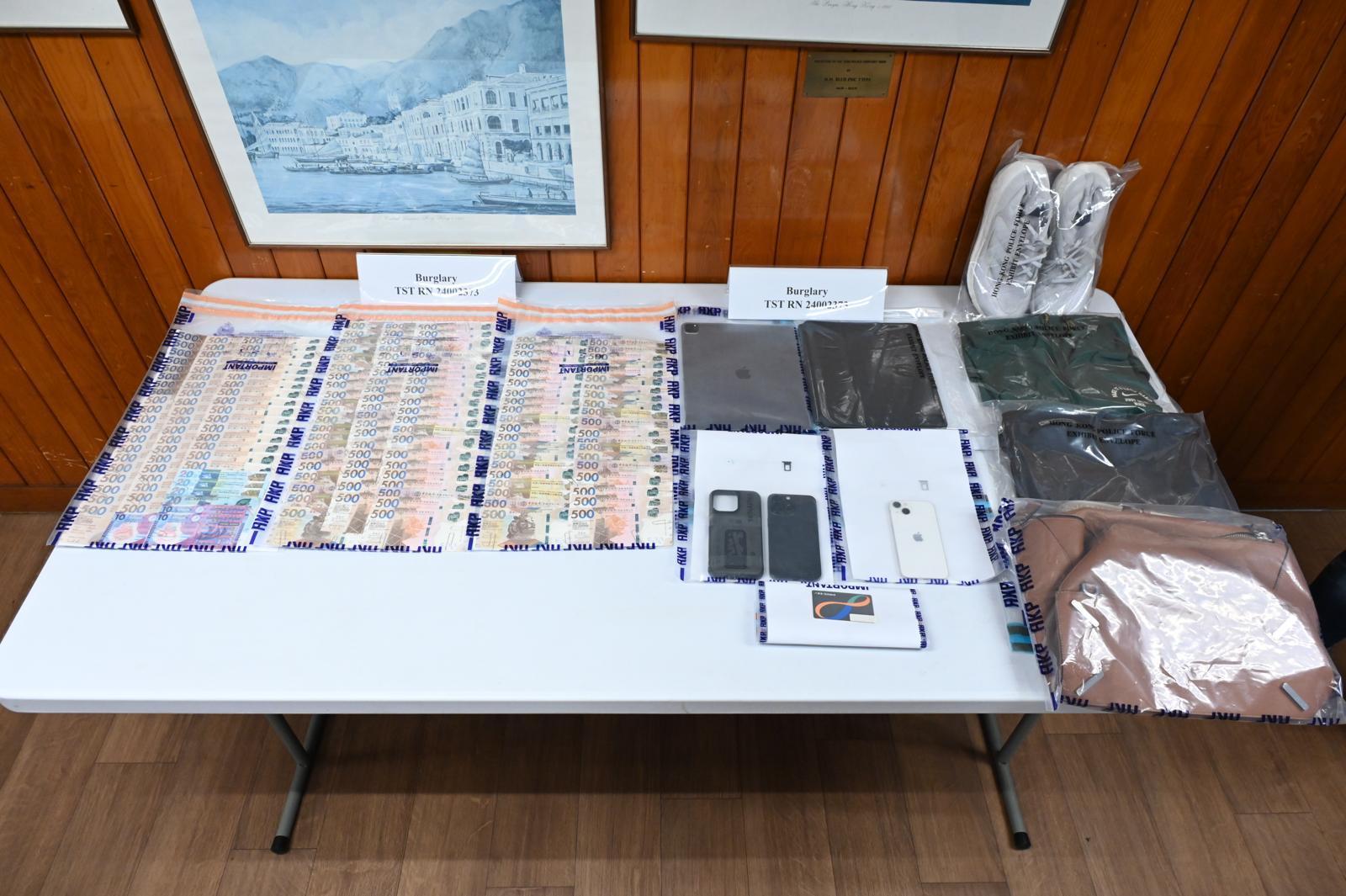 尖沙咀北京道一間專售名牌手袋的樓上店本月21日被爆竊,12個價值171萬元的手袋被偷走,涉案35歲男子被捕,警方指他至少涉及另外3宗爆竊案,涉案物品總值超過213萬元。