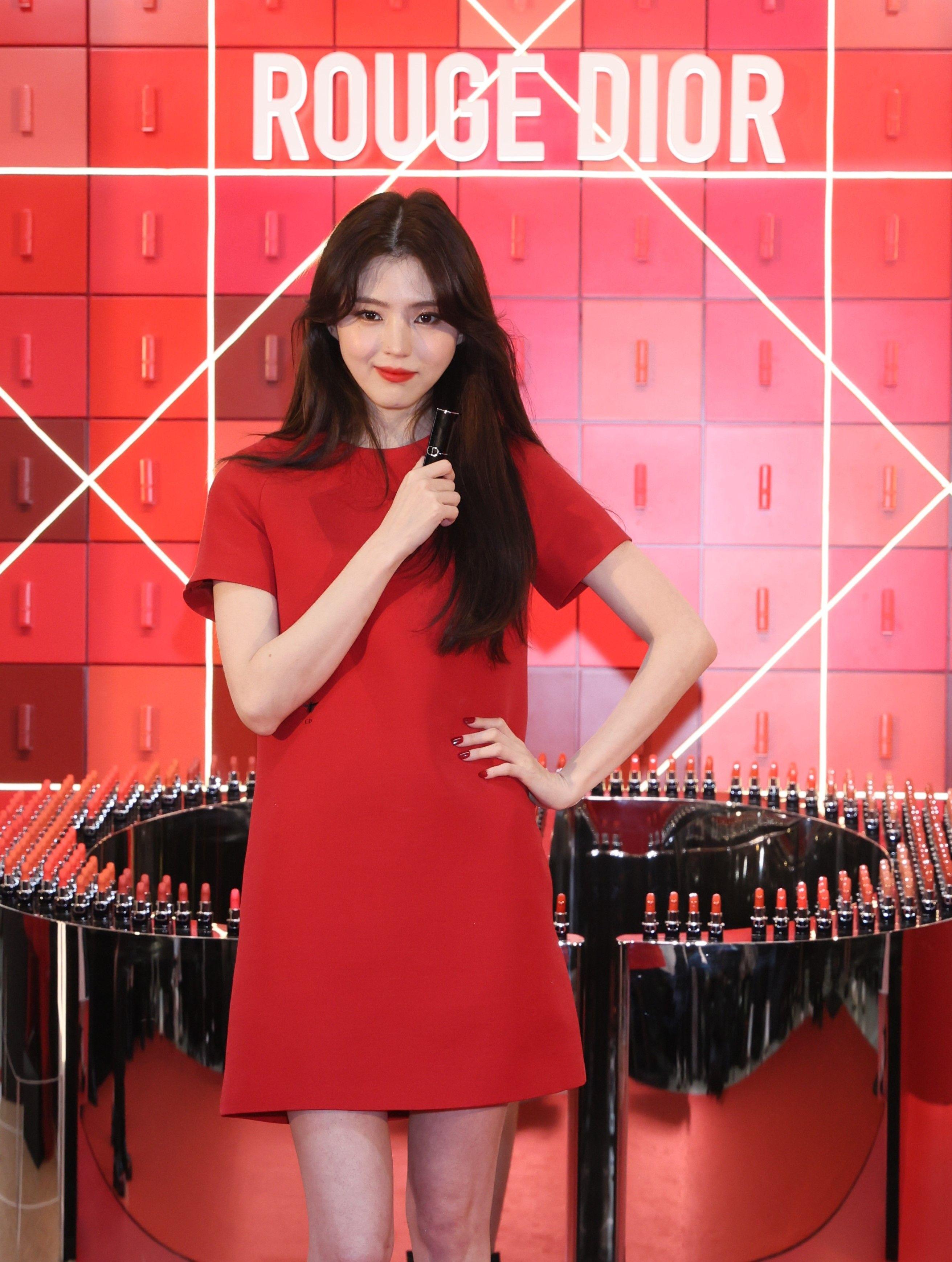 韓韶禧以亞太區品牌大使之身份主持中環限定店之揭幕活動。