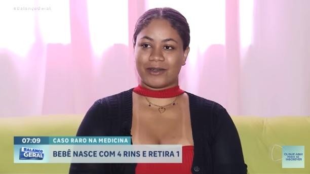 母親塔利亞受訪。(互聯網)