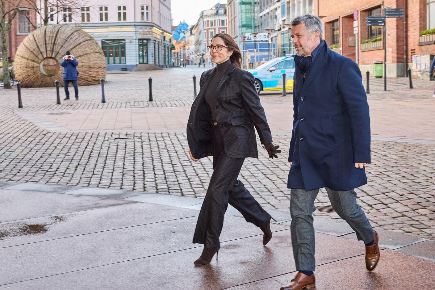 王儲弗雷德里克與儲妃瑪莉早前聖誕日彌撒。(路透社)