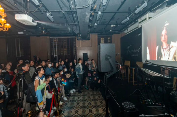 甄濟如 Jasmine Yen 為新歌MV感動落淚 冀盼保留童真 寄語做最真實的自己