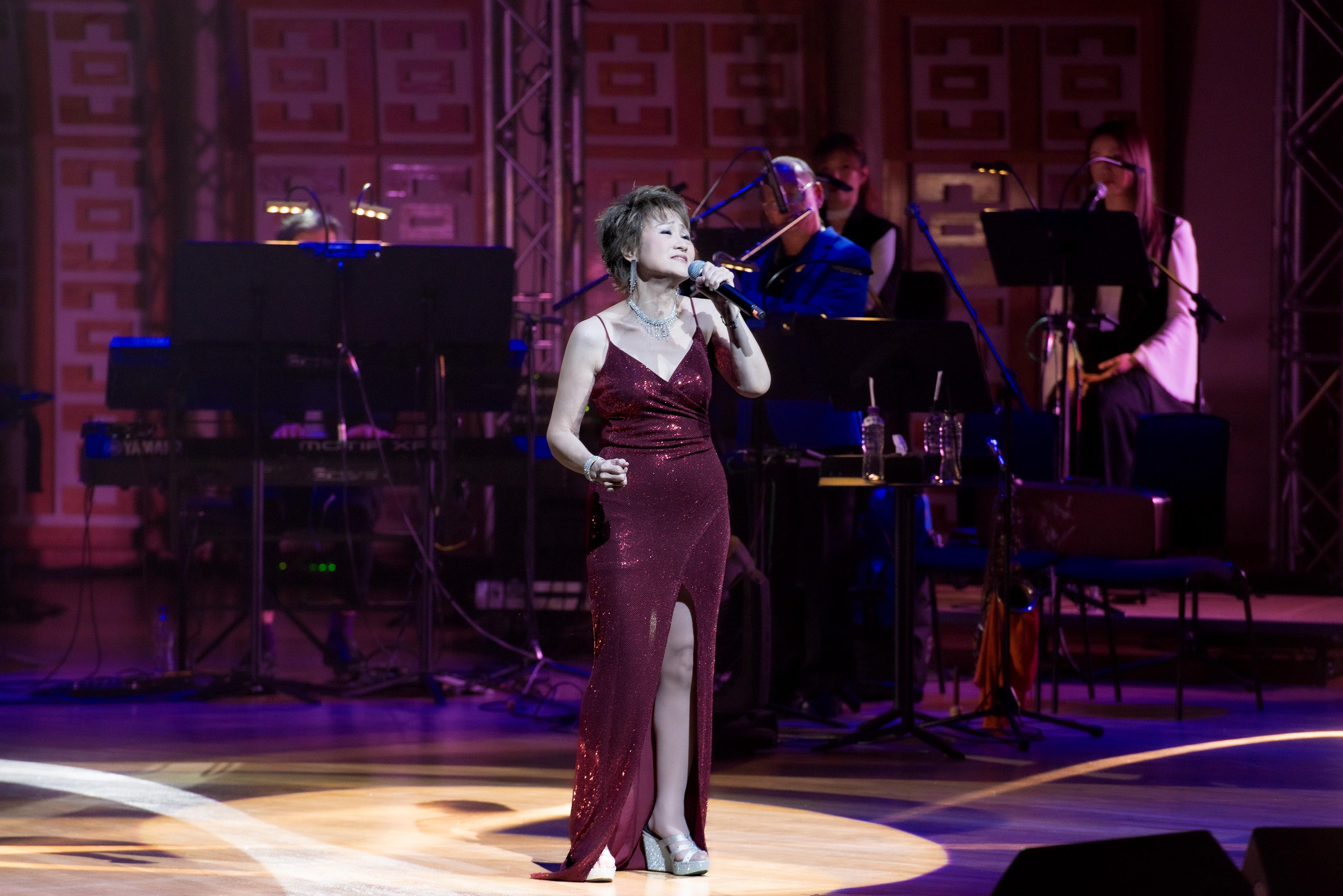 尤雅兩場香港演唱會已圓滿結束。