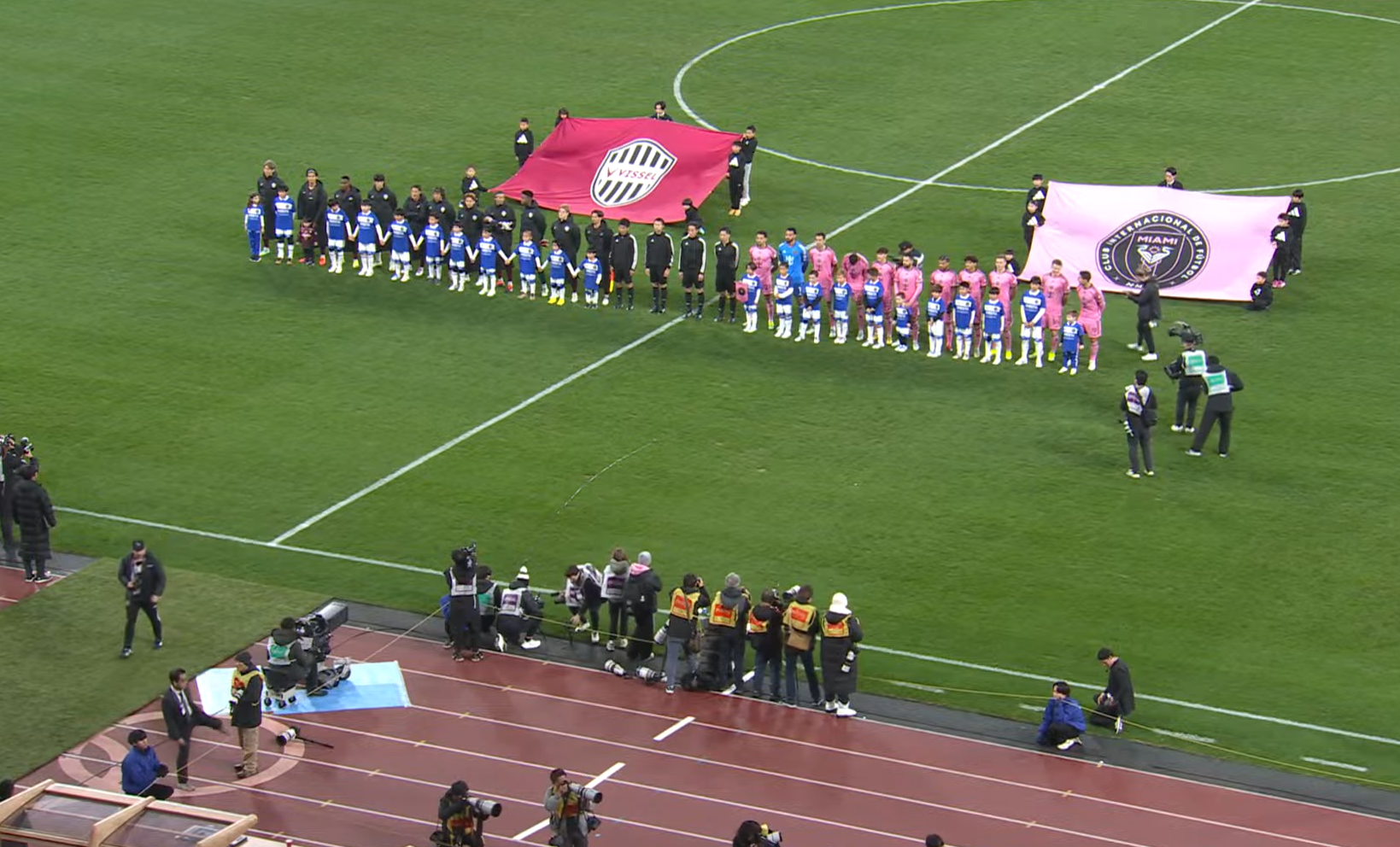 國際邁亞密與神戶勝利船友賽。(影片截圖)