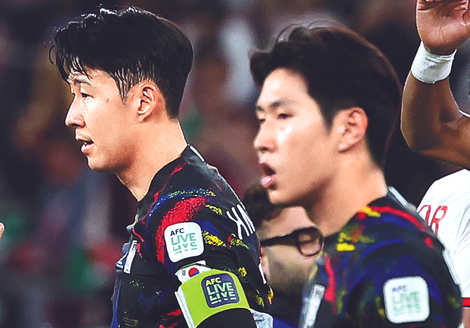 報道指於南韓4強鬥約旦前一晚,李康仁等年輕球員於晚飯後提早離開前往打乒乓,惟隊長孫興民認為晚飯時間是球隊培養團隊精神的好機會,不滿他們早走的行為,二人發生爭執。(資料圖片)