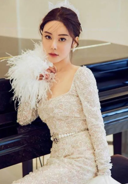 28歲名媛蔡天鳳(Abby)去年2月,疑慘遭前夫一家殺害兼肢解烹屍,案件震驚全港。(網上圖片)