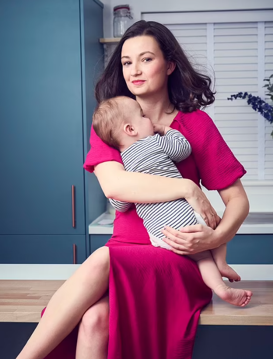 布萊妮自小已嚮往當母親,但卻同時是無性戀者。(互聯網)