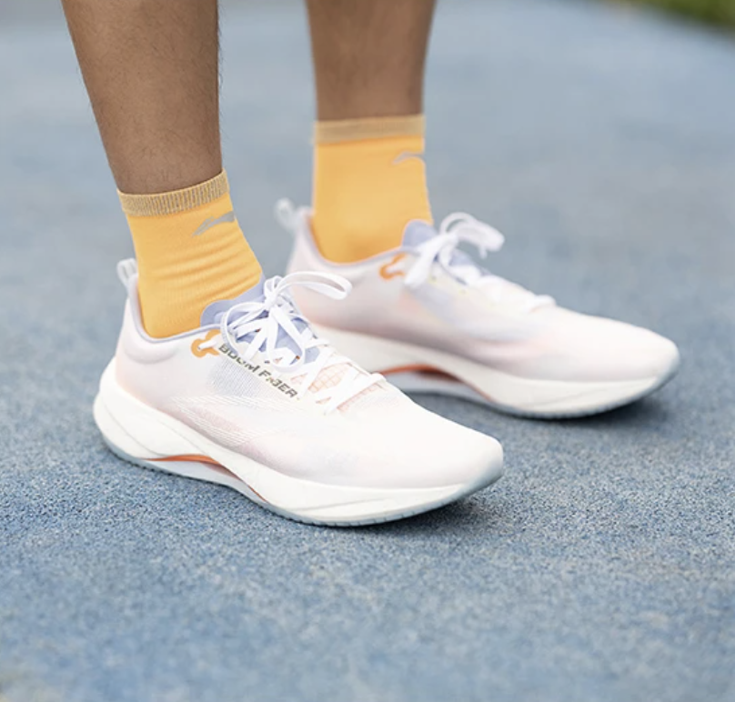 跑鞋推薦,李寧超輕 21