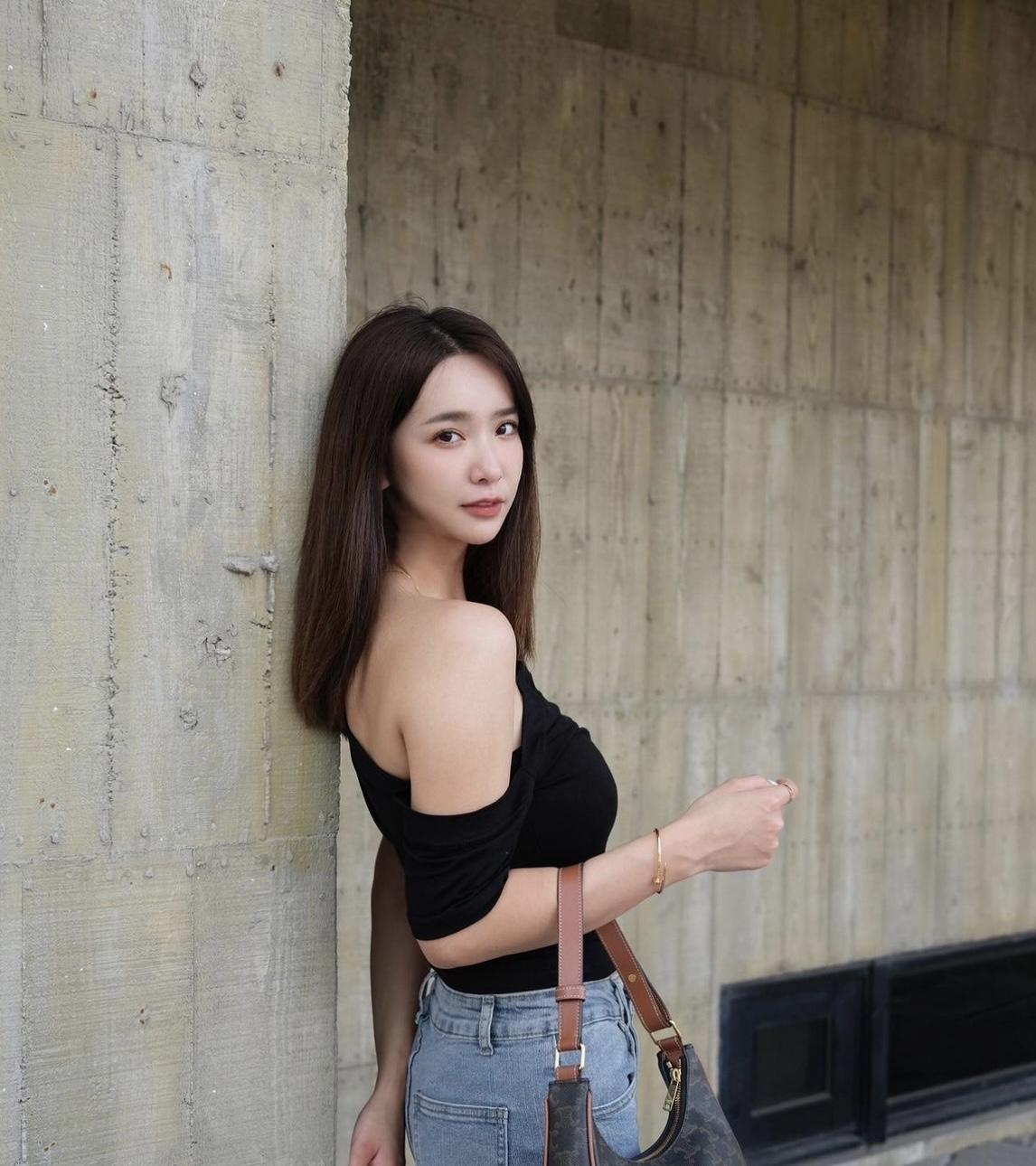 雅涵將來港出席2月20日舉行的《女神同行》粉絲見面會。