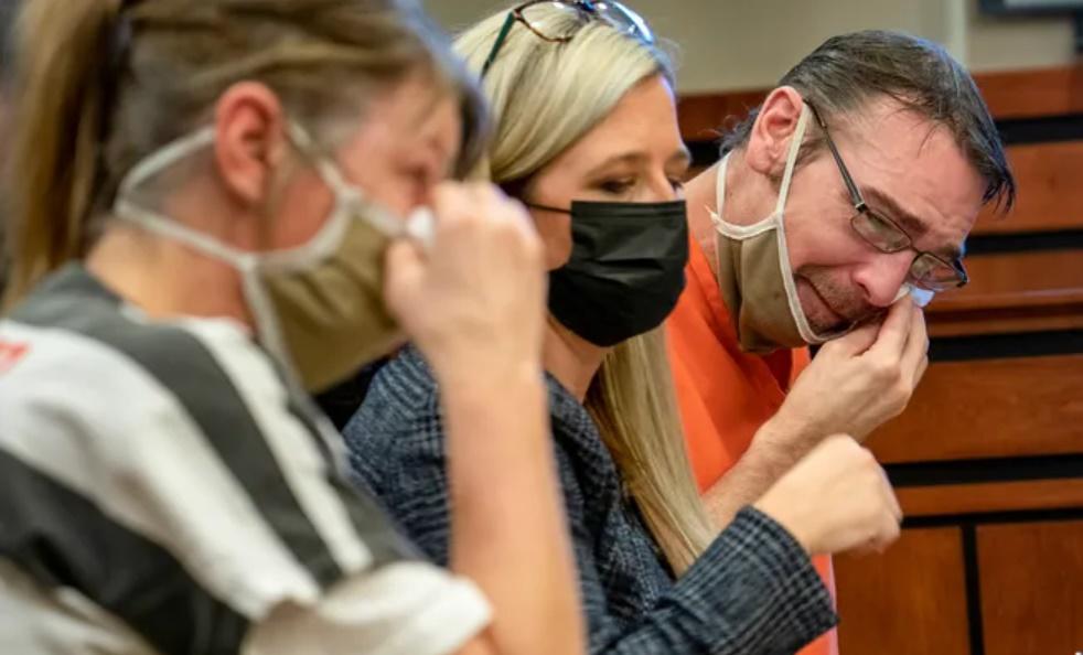 槍手的父親James Crumbley亦被控誤殺罪名,他同樣不認罪。(資料圖片)