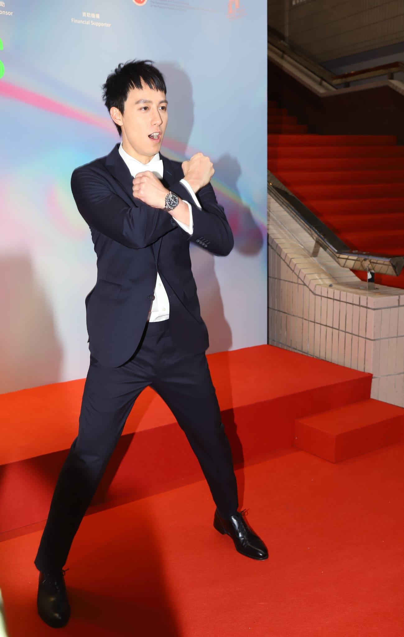 陳安立擔任今日的大會司儀。 (羅錦鴻攝)