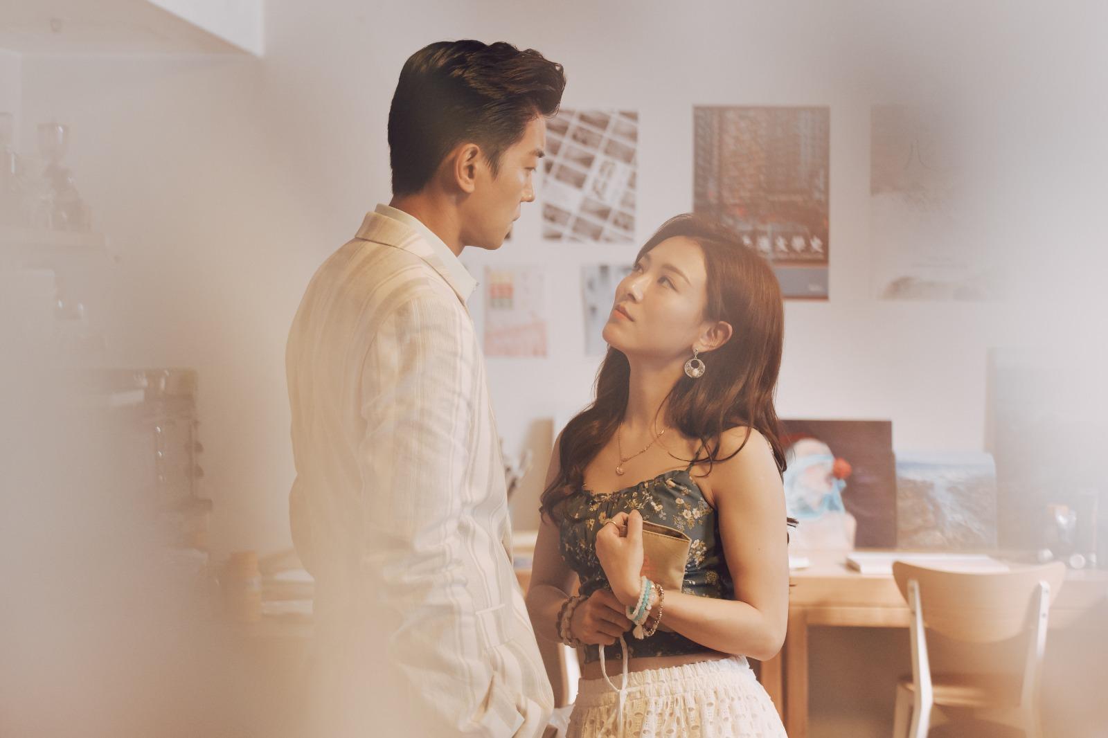 《婚後事》以四個不同章節展現愛情與婚姻的掙扎。