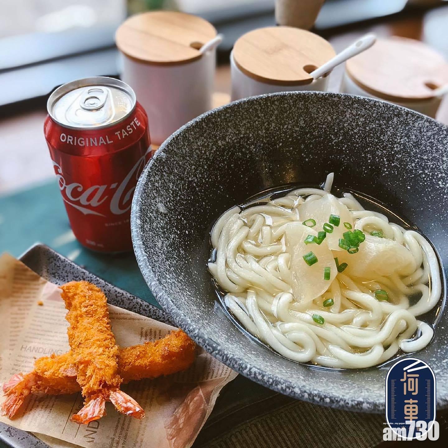何車車仔麵,大家可以選擇讚岐烏冬、日式拉麵、蒟蒻麵等麵底。