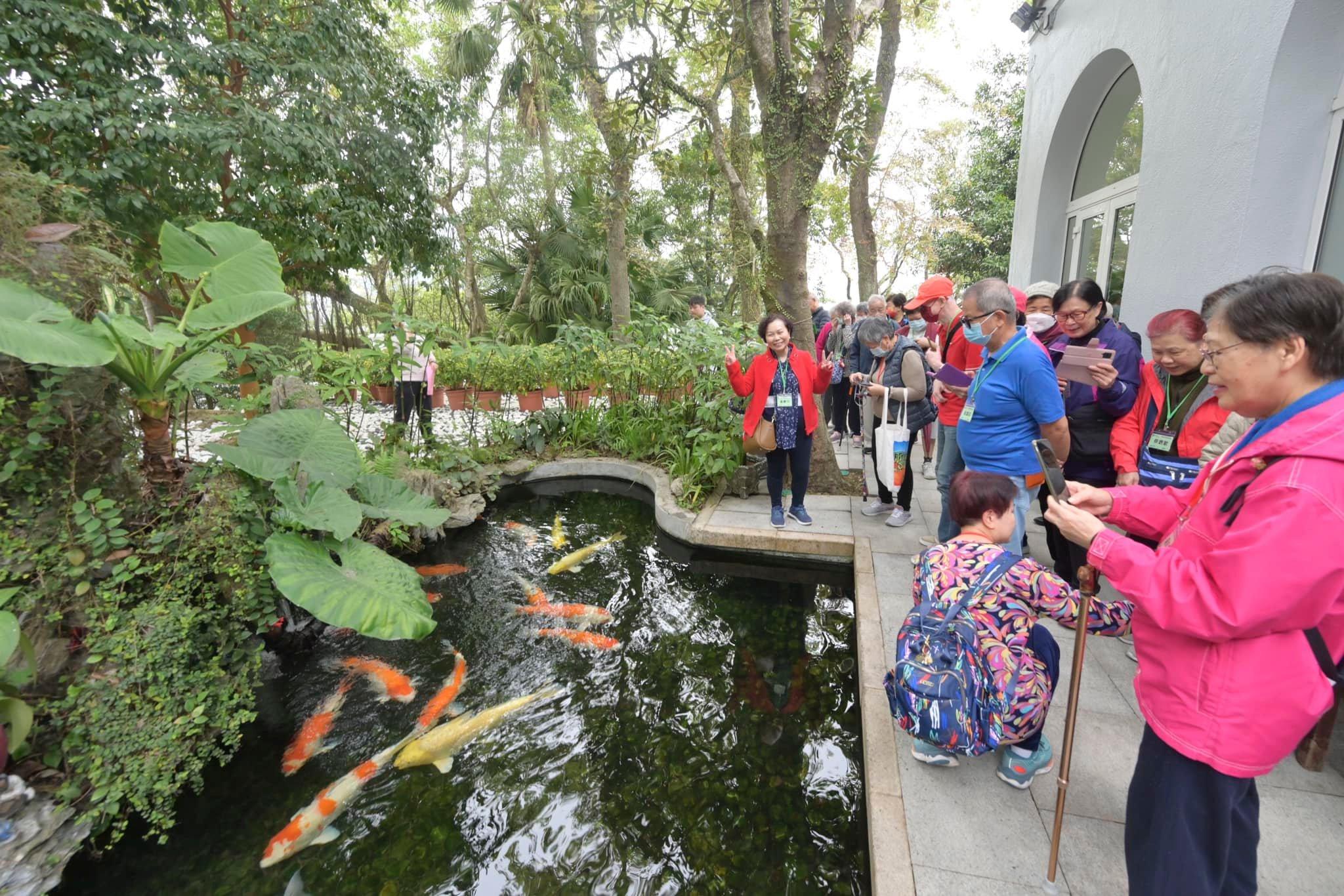 Ray Online|老友記到政務司官邸參觀 一舉動令陳國基「受寵若驚」(@FBEric Chan 陳國基 圖片)