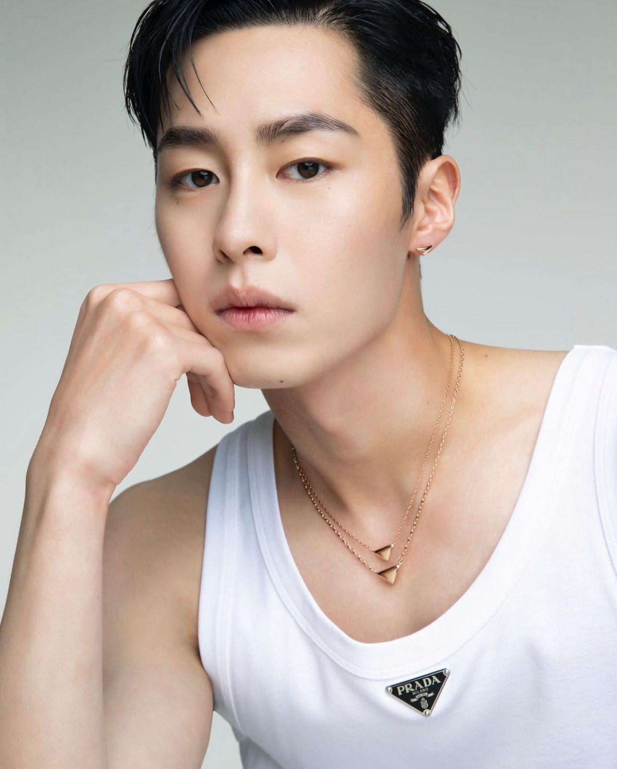 李宰旭近年深受品牌歡迎。