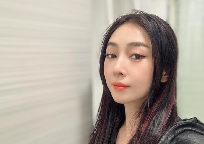 JJ賈曉晨爆老公被好友呃幾百萬 現時全盤管理老公樊少皇財政