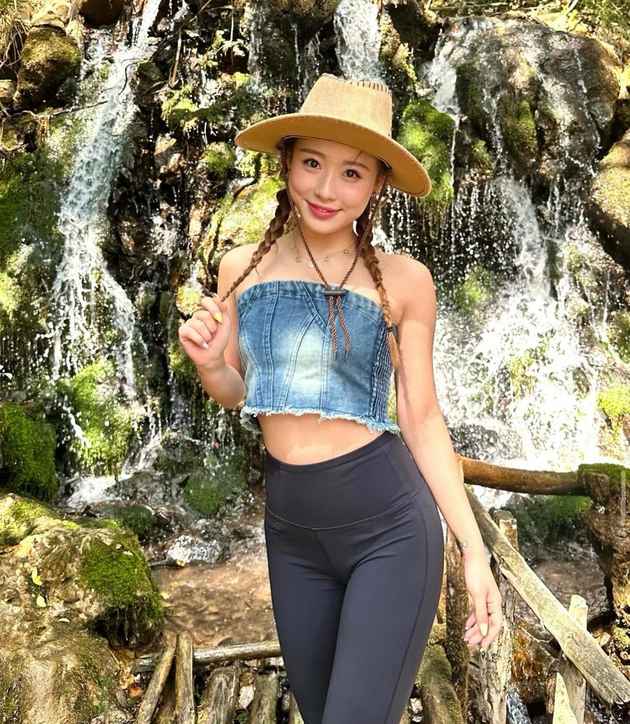 馬曉晴作為一代滑冰女神,又被網民封為「香港石原聰美」