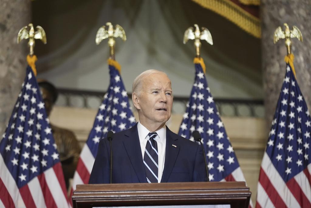 拜登周四出席國會山莊的全國祈禱早餐活動。(美聯社)