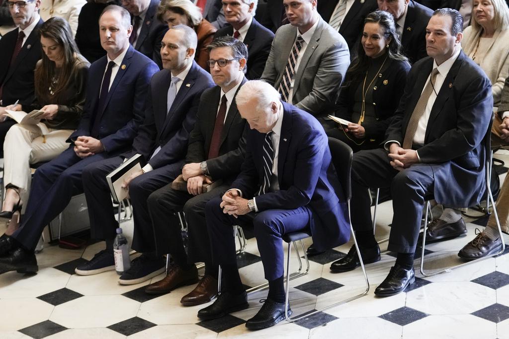 拜登周四出席國會山莊的全國祈禱早餐活動。(美聯社)