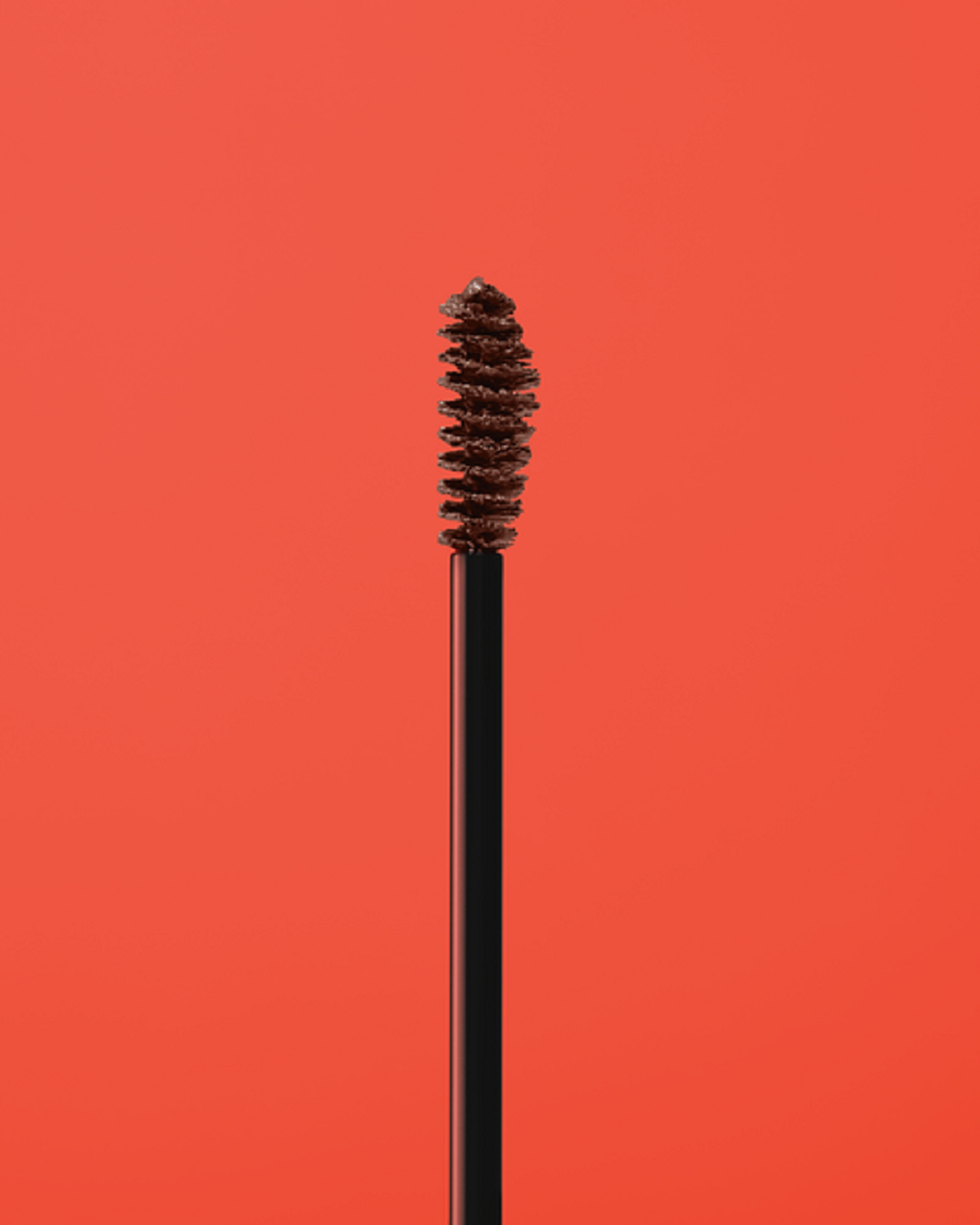 Precisely My Brow Wax 細緻塑形染眉膏的雙面刷頭,是另一大賣點。