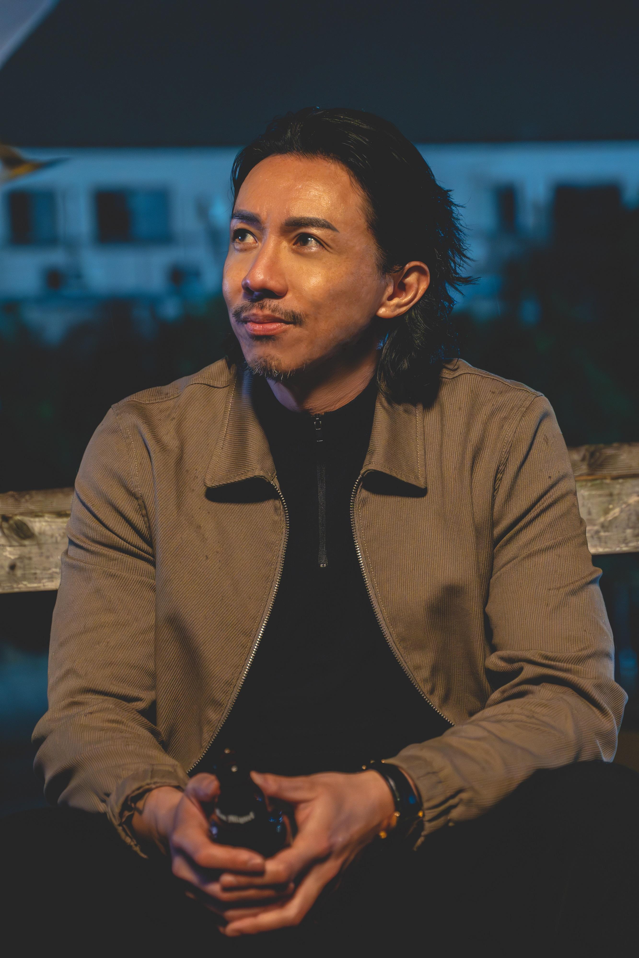 張繼聰在《盜月者》演冷靜果斷的大賊。