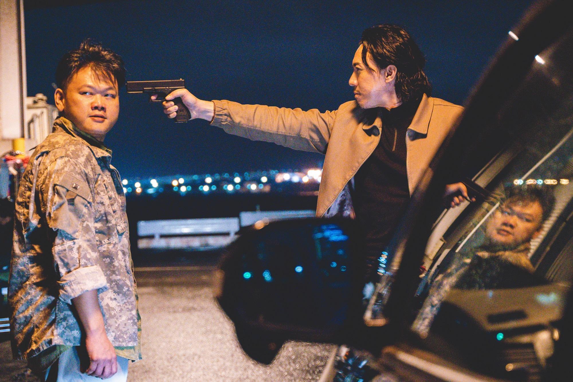 白只與張繼聰默契十足。(《盜月者》劇照)