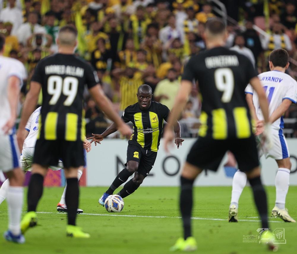 伊蒂哈德次回合2:1贏納曼干新春。(伊蒂哈德X)