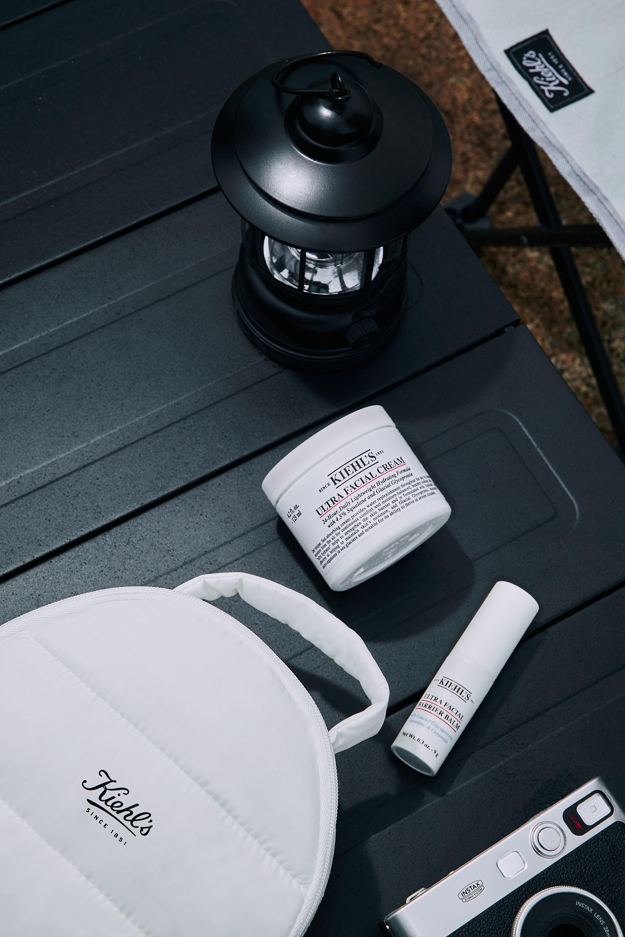 特效保濕屏障修復棒 $270/9g 特效保濕乳霜 $340/50ml、$610/125ml