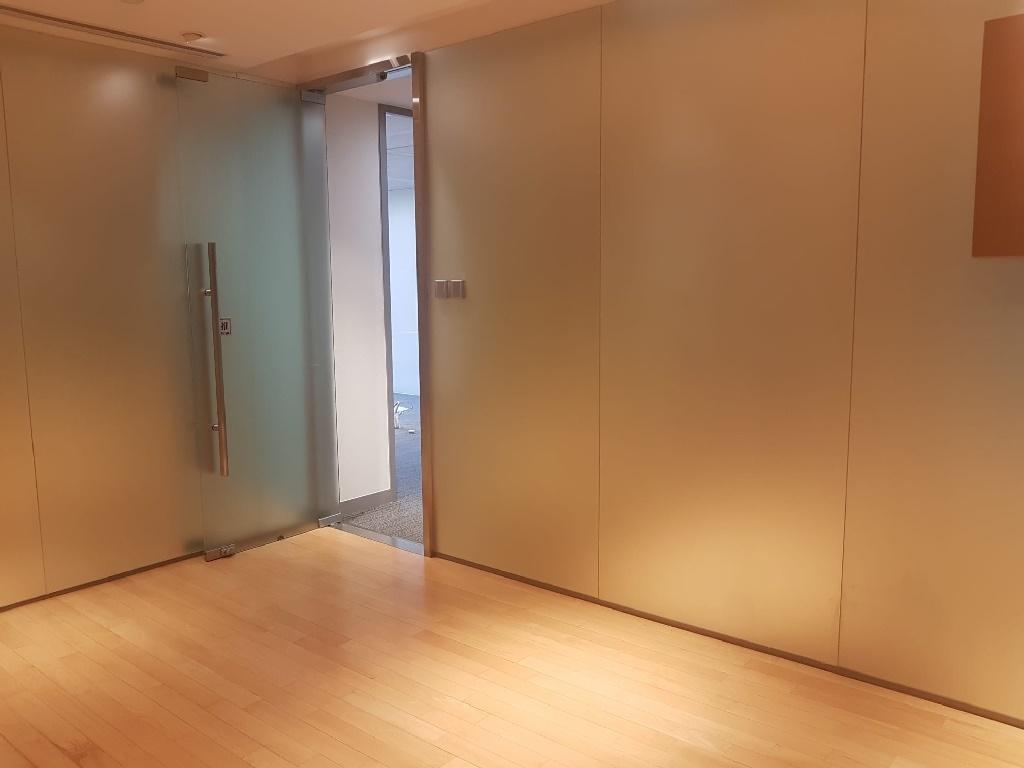 中環商廈近5000呎中層戶意向呎租52元(多圖)|商廈市況