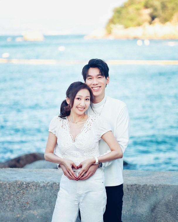 李靄璣認為目前陀B是最理想時候。