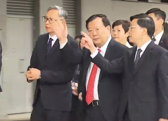 夏寶龍結束一周訪港行程(無綫新聞截圖)