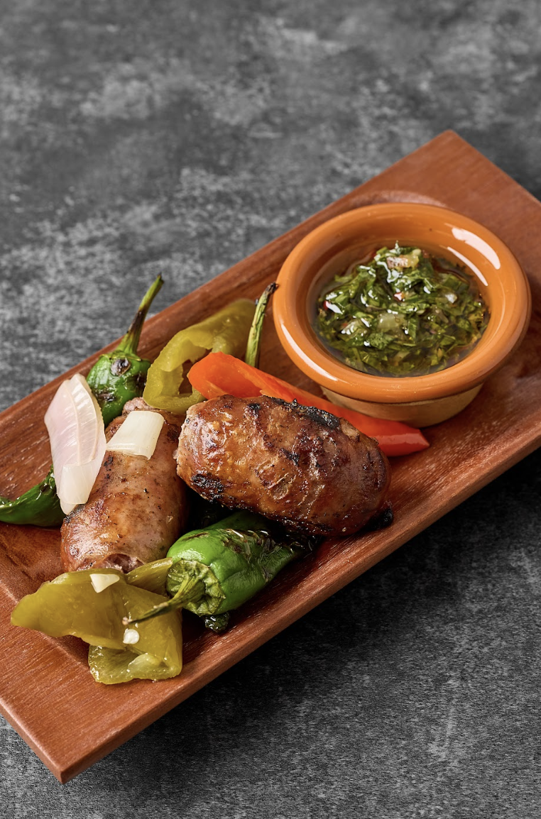 Argentinian Chorizo Bombón香烤肉腸配醃辣椒及胡椒