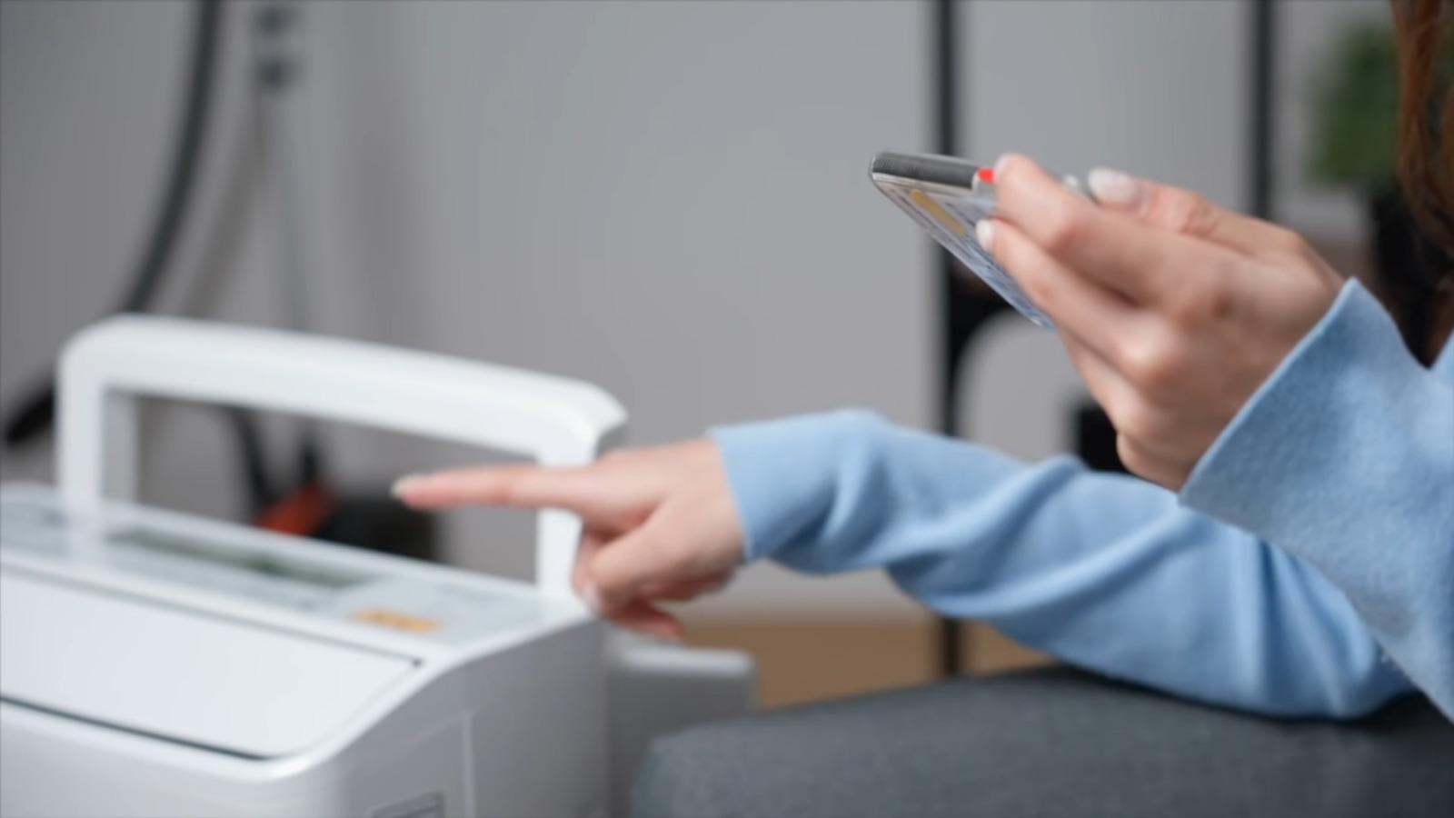 買抽濕機前要留意抽濕量、水箱容量及能源效率3個要點