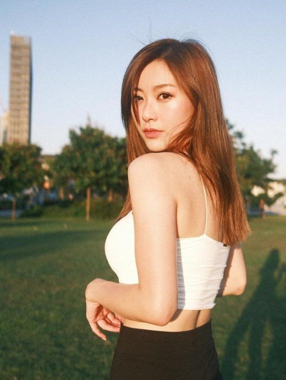 Kylie C. 鄭杞瑤身高162cm(鄭杞瑤 IG)