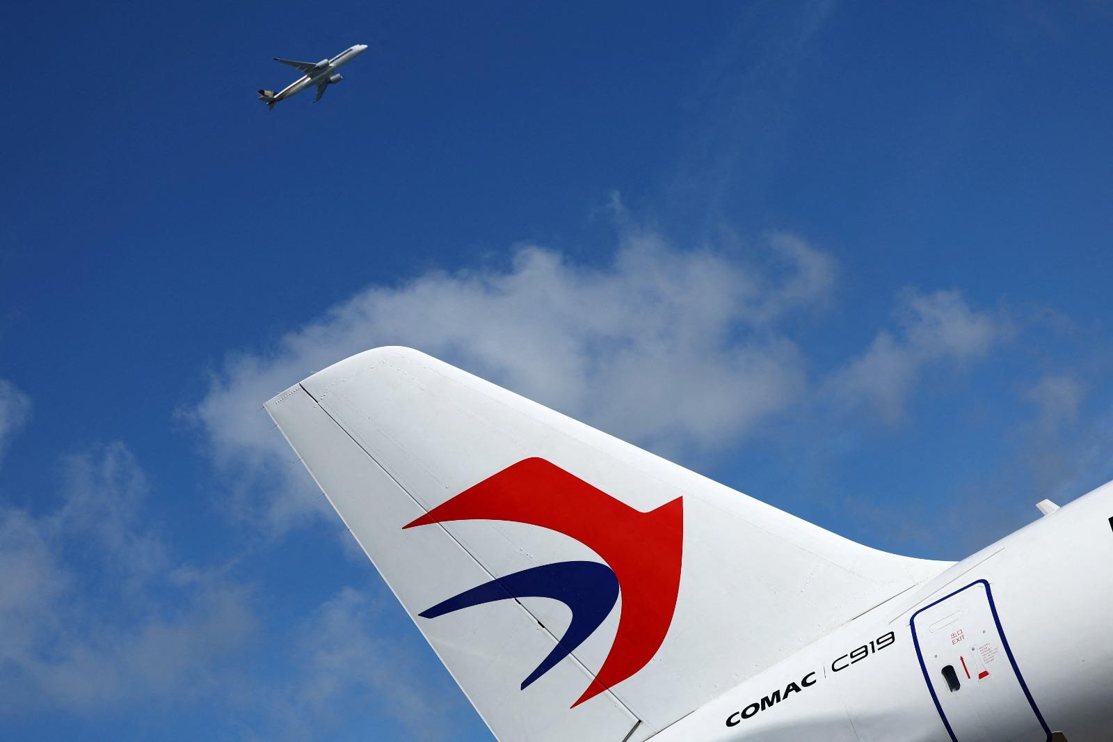 C919|新加坡航展開幕 國產客機亮相呈現階段性發展成果。(路透社)