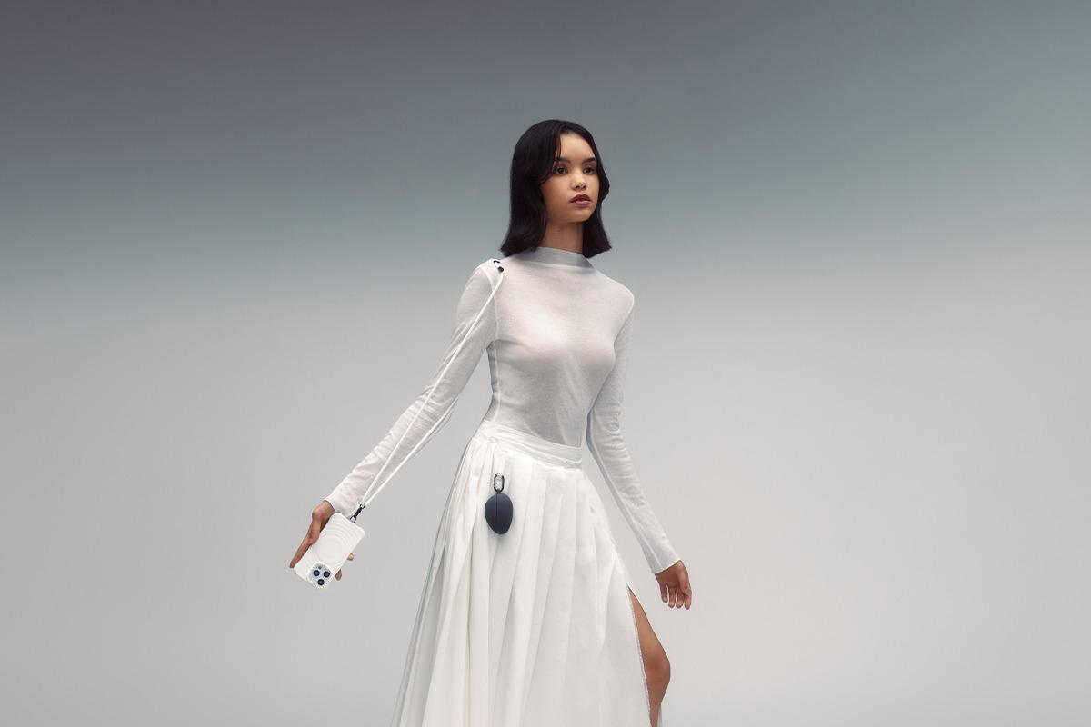 Essentials by CASETiFY 手機殼及手機背繩等 簡約美學及保護俱備