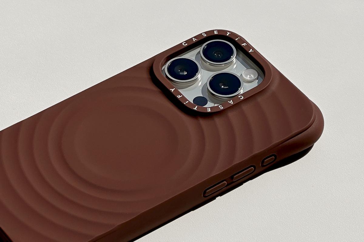 Essentials by CASETiFY 手機殼及手機背繩等 簡約美學及保護俱備