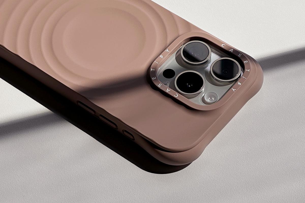 Essentials by CASETiFY 手機殼及手機背繩等 簡約美學及保護俱備