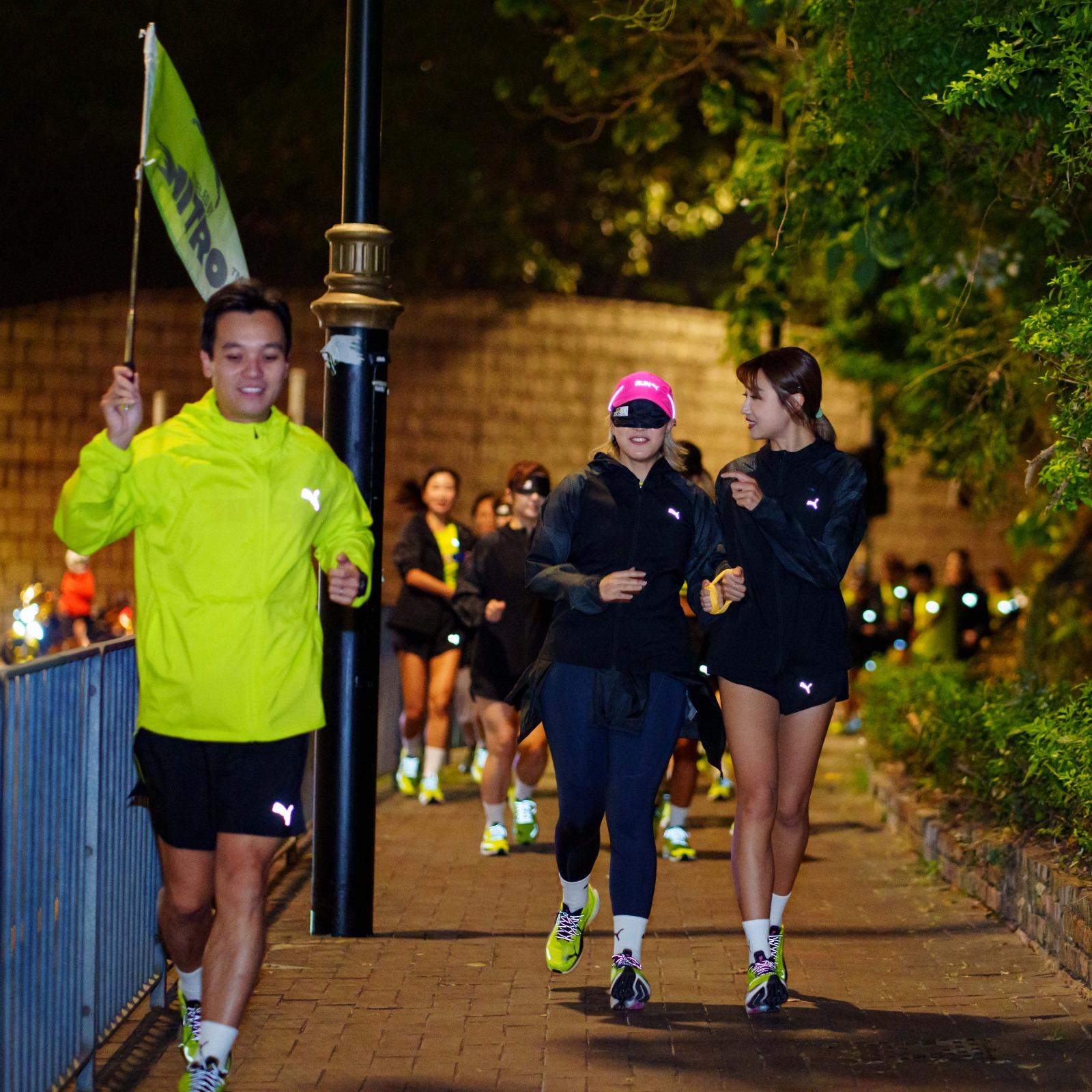 本地視障全馬跑手Inti Fu現身支緩視障人士 演示領路法及領跑法