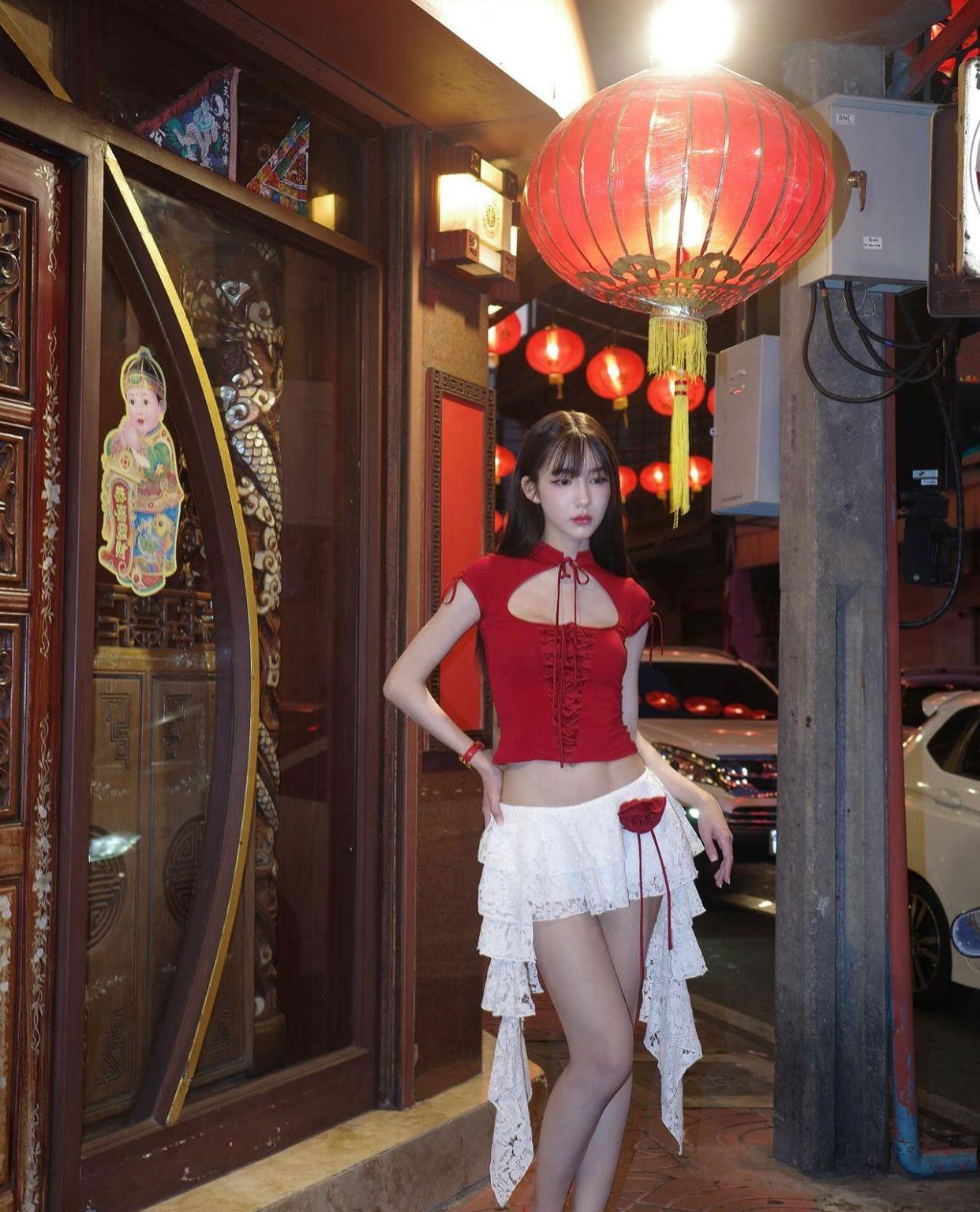 Yoshi的IG帳戶擁有多達303萬Followers。