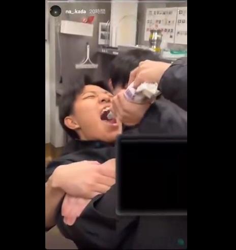 日本連鎖火鍋店員工喪玩 唧忌廉入同事口 累公司道歉(有片)