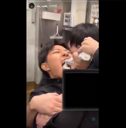 日本連鎖火鍋店員工喪玩 唧忌廉入同事口 累公司道歉(有片)