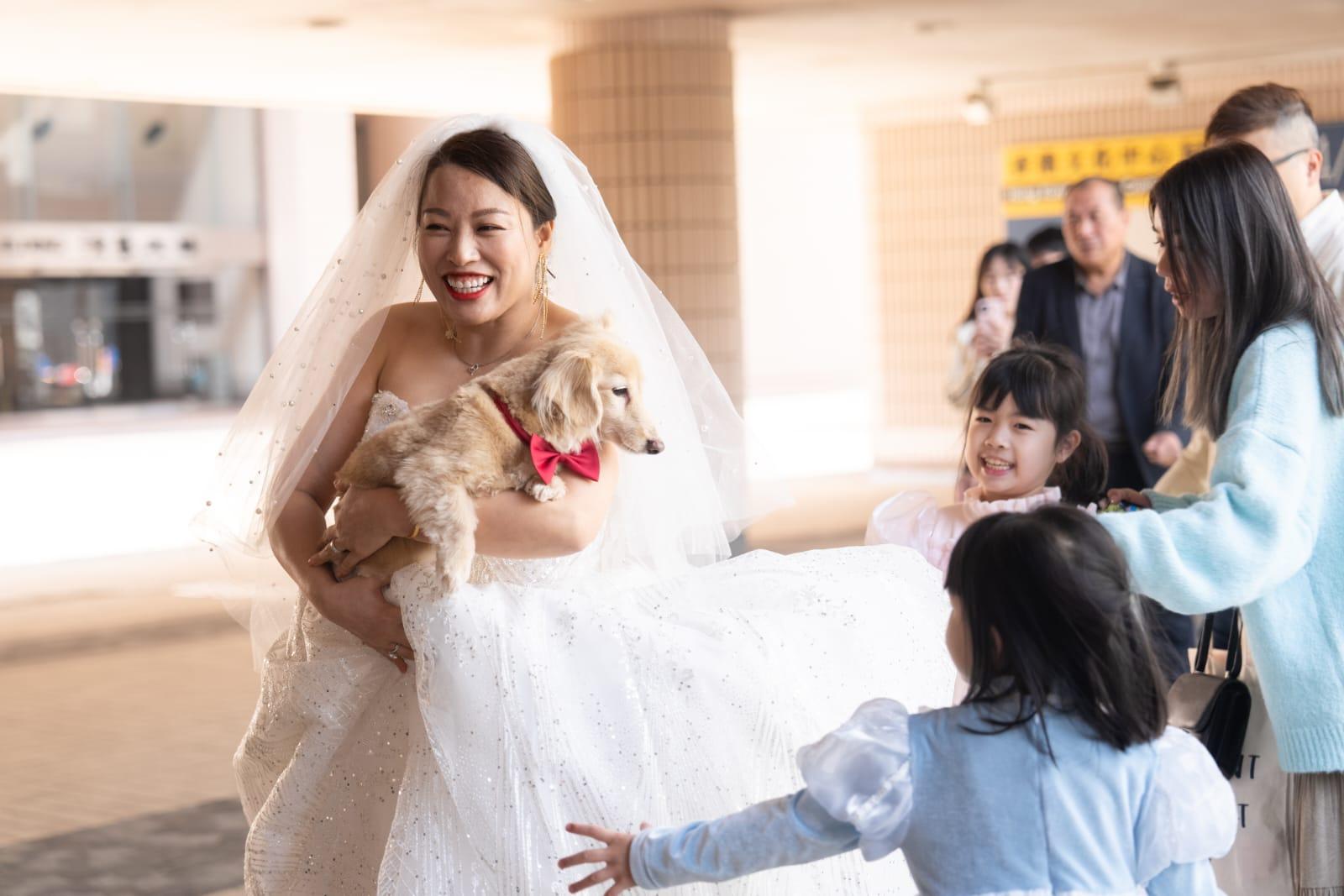 情人節2024|陳生陳太選擇在情人節今日「拉埋天窗」。(林靄怡攝)