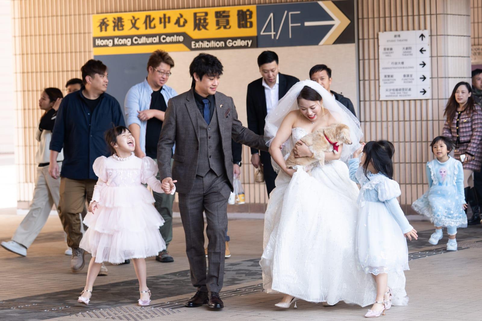 情人節2024|陳生陳太選擇在情人節今日「拉埋天窗」。(林靄怡攝)